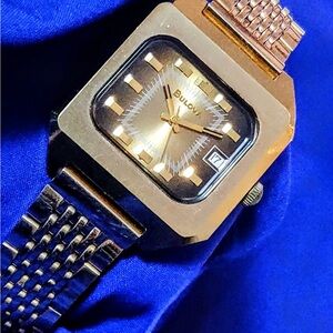 Bulova 1974 Vintage 17 Jewels Mechanical Manual Wind Men's Watch Gold Filled
